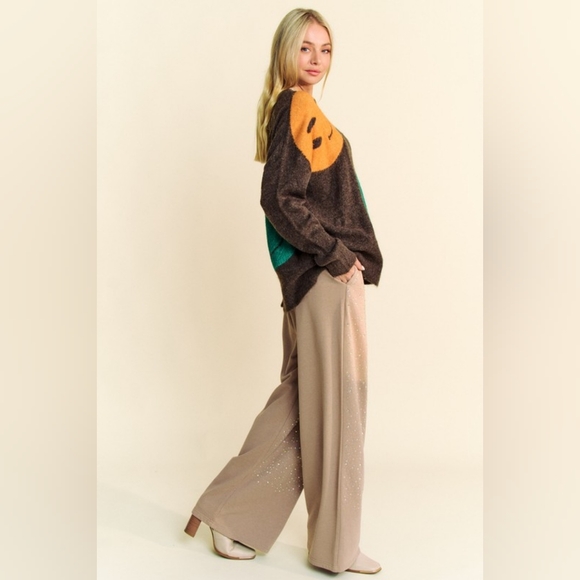 DAVI & DANI Knit Smiley Face Contrast Long Sleeve Oversized Pullover Sweater Top - Picture 6 of 16